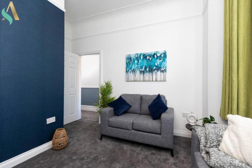 5 Double Bedrooms With Ensuites - Teesside House Tsac 레드카 외부 사진